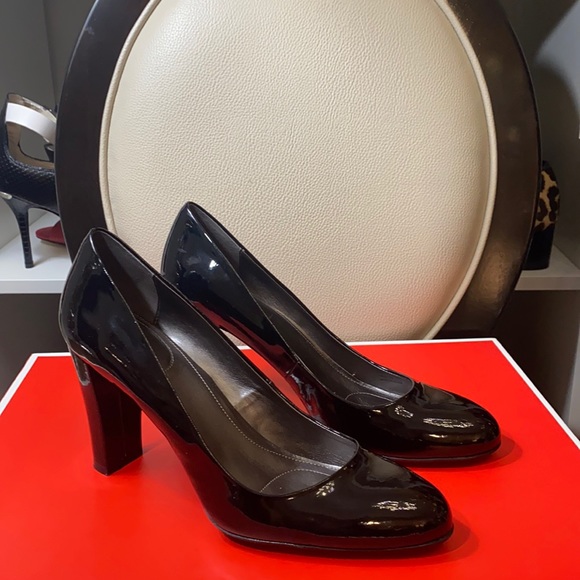 Calvin Klein Shoes - Calvin Klein Black High Heel Fairly Used like New.